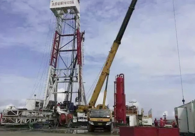 大庆钻探自主研发旋转导向钻井系统